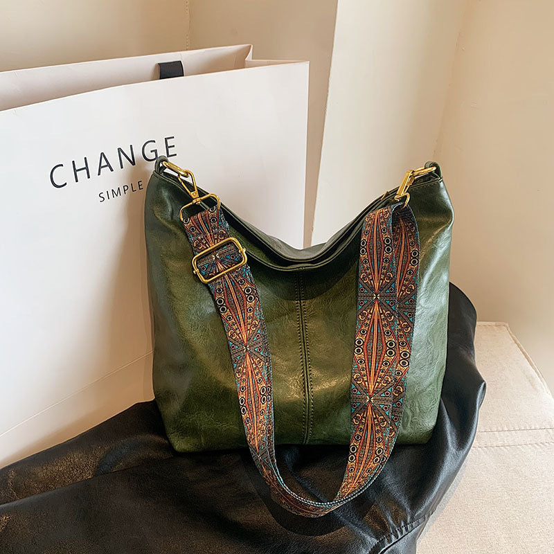 Sac Rétro – Bandoulière & Capacité Nomade 🖤