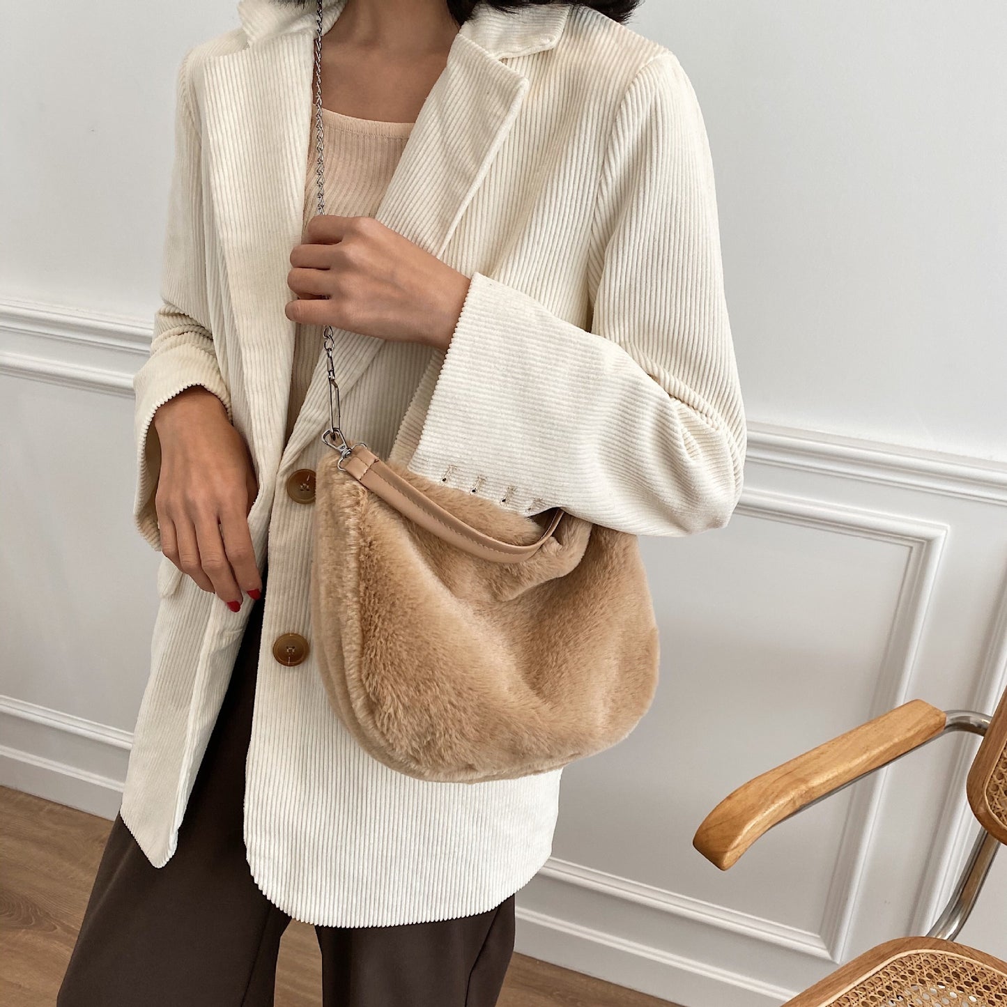Sac Douceur – Peluche Coréenne & Simplicité Chic ❄️