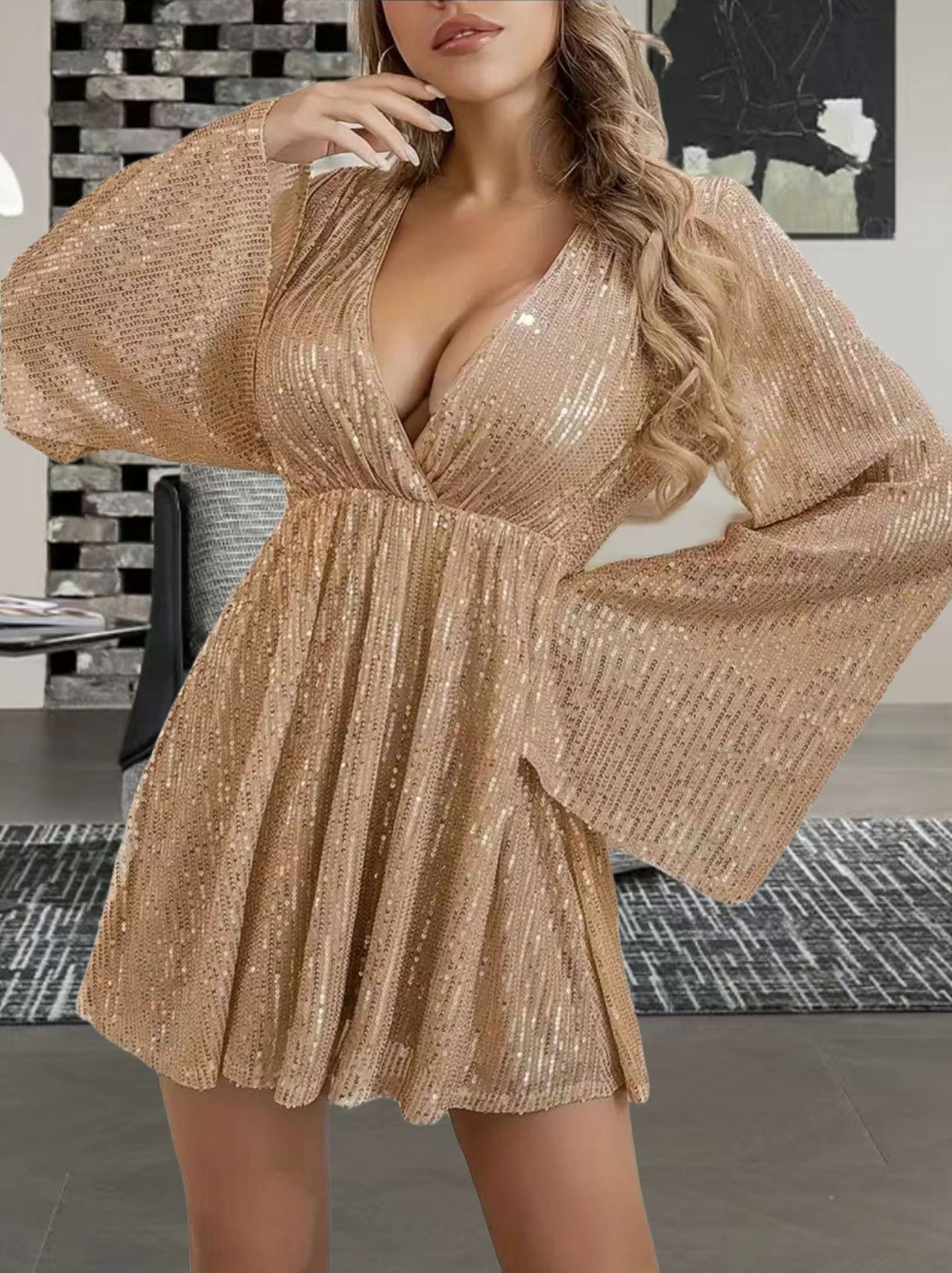 Robe Pailletée – Décolleté V & Taille Sculptée pour Soirées Étincelantes ✨