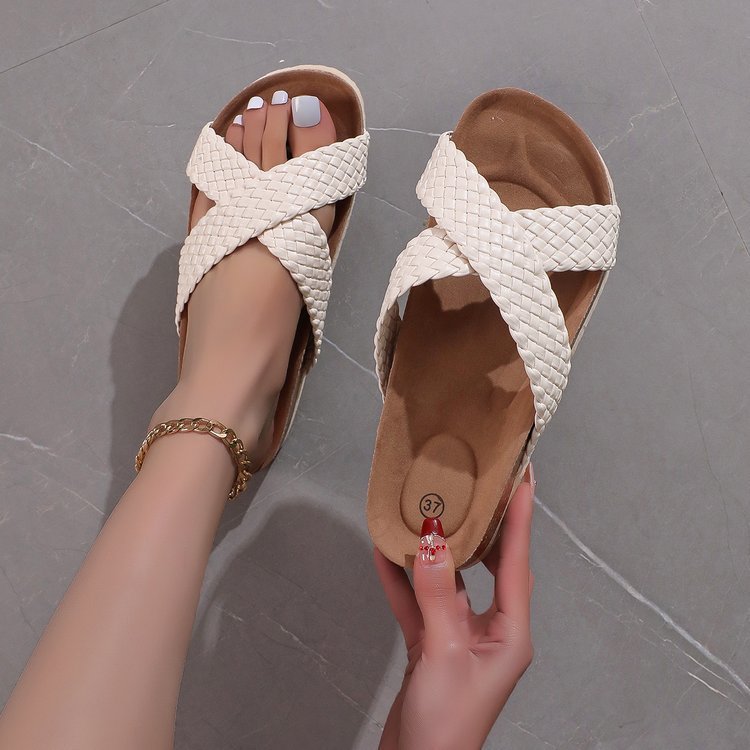 Slippers Croisées – Confort Haut & Allure Libre🌸
