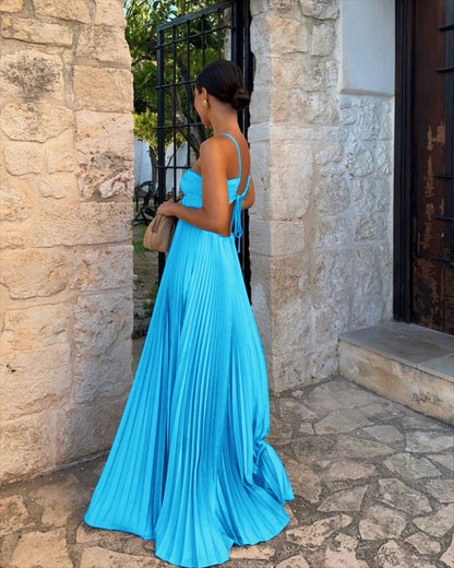 Robe Plissée – Soirées Étoilées & Liberté Sans Manches ✨