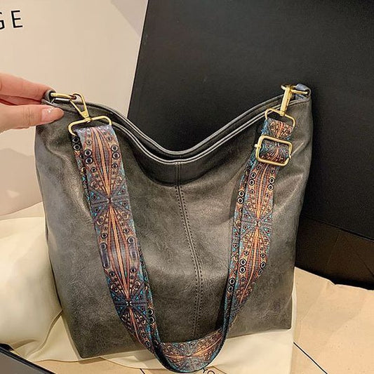 Sac Rétro – Bandoulière & Capacité Nomade 🖤