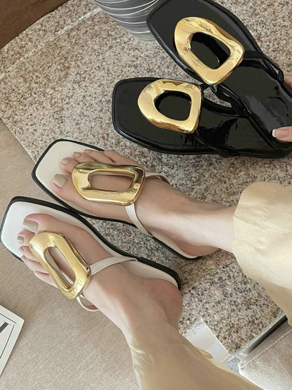 Tongs Plates – Été Libre & Pas Légers👡