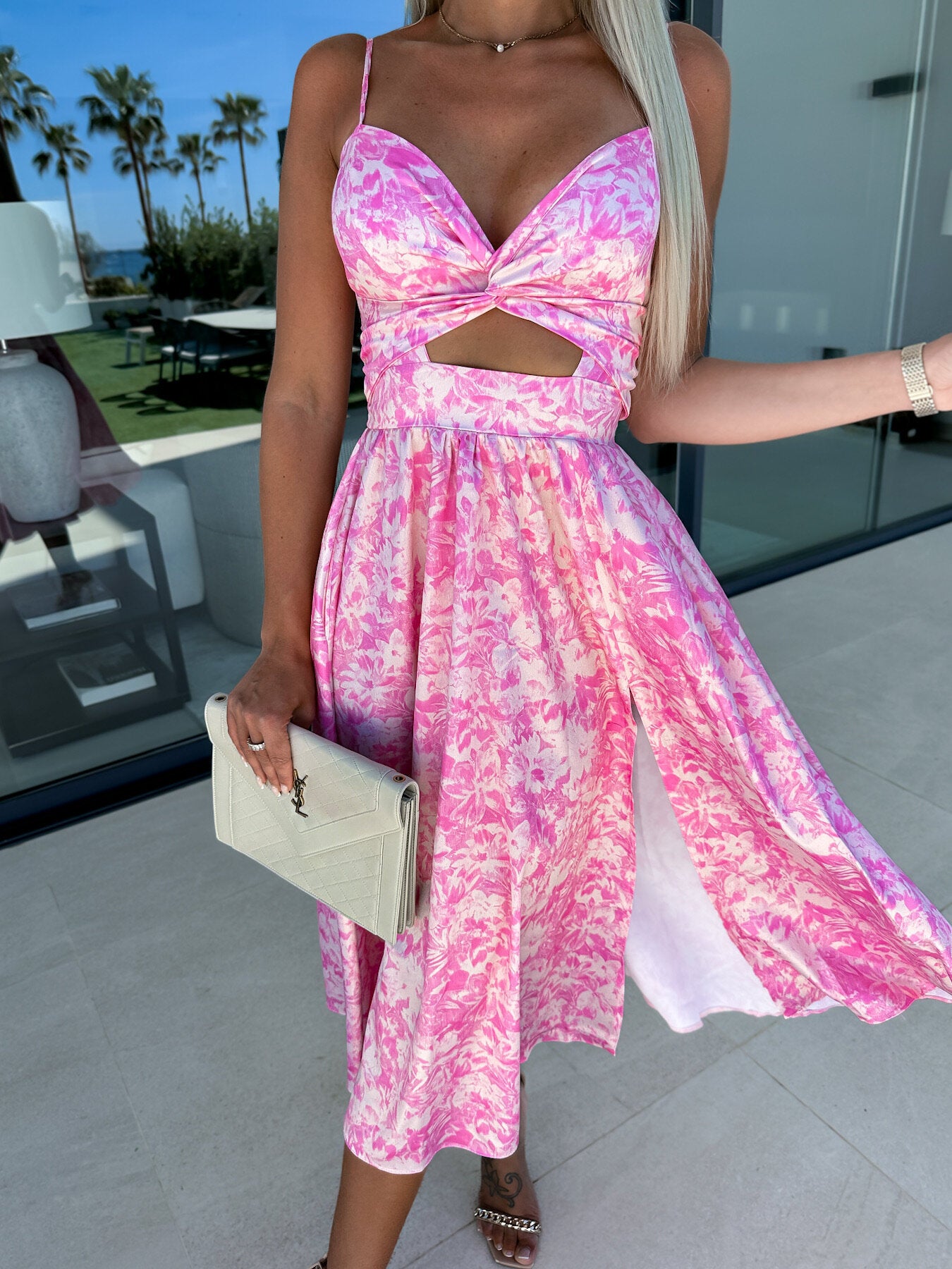 Robe Ajourée – Jupe Volumineuse & Liberté Vagabonde👗