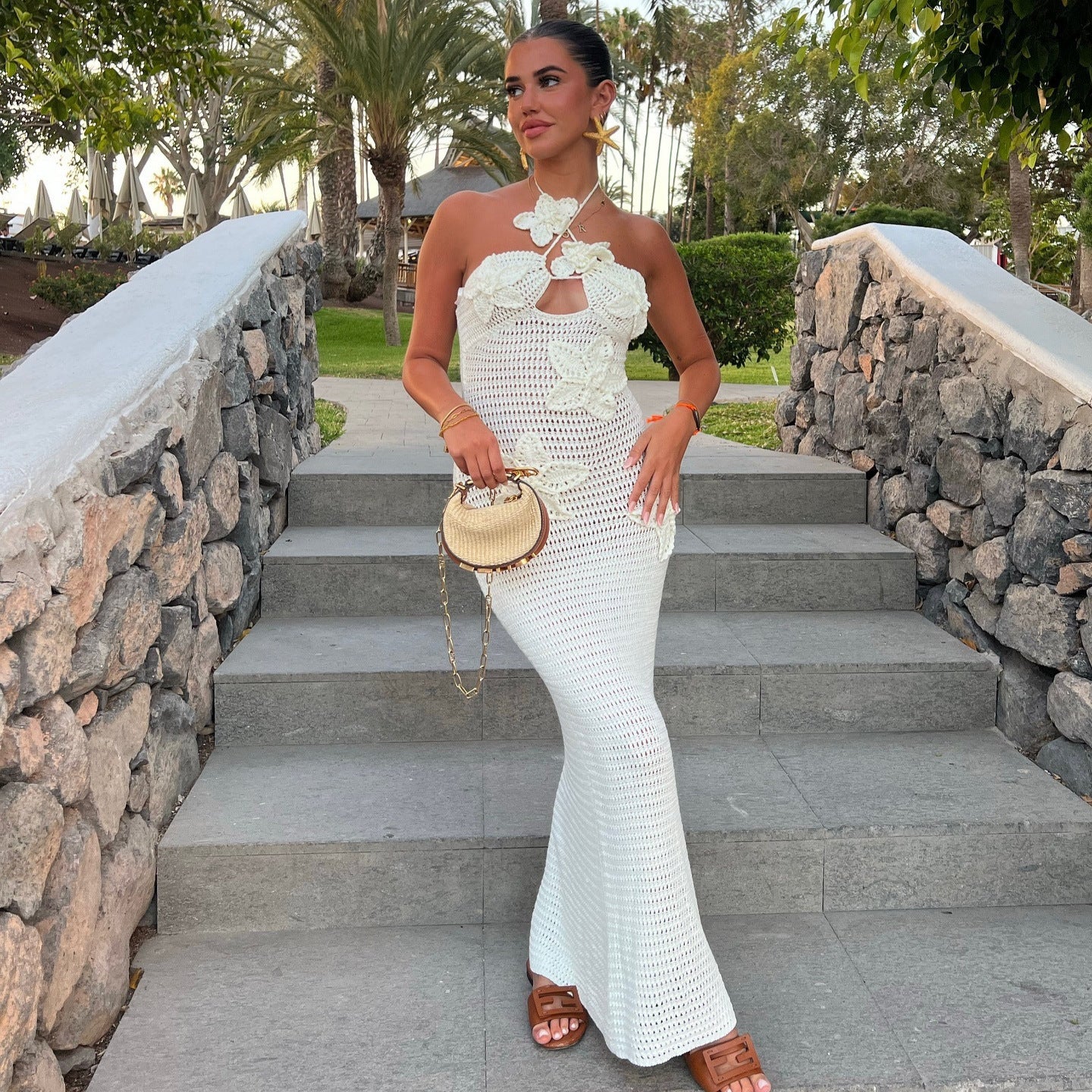 Robe Slim Étoilée – Halter & Nuit d’Été ✨