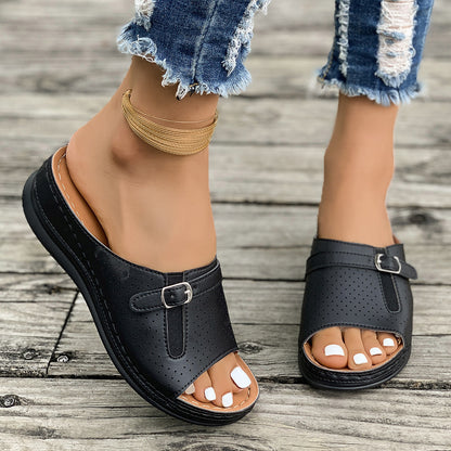 Mules Bouclées – Chic Nomade & Légèreté d’Été ️🌼