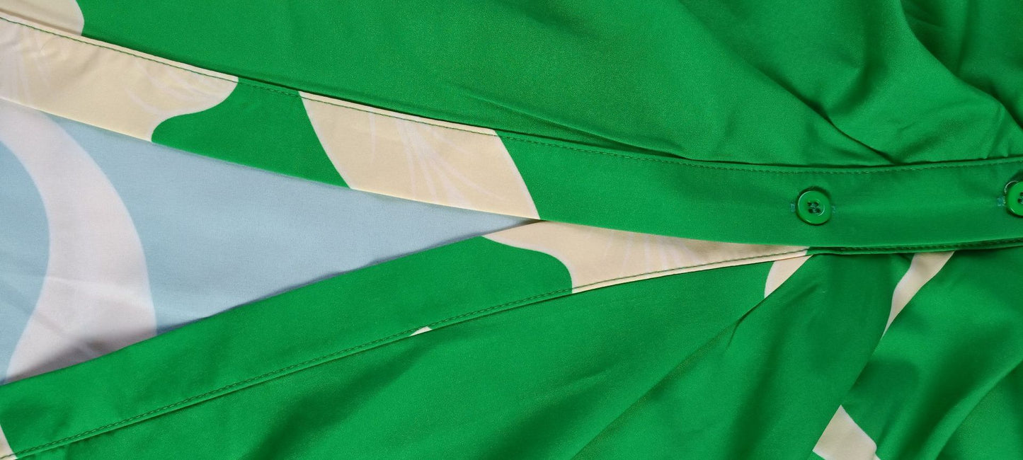 Robe Taille Haute – Motifs Solaires & Douceur Citadine💛